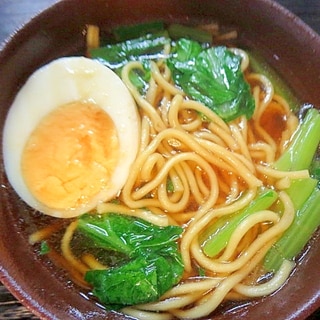 小松菜入り醤油味ラーメン